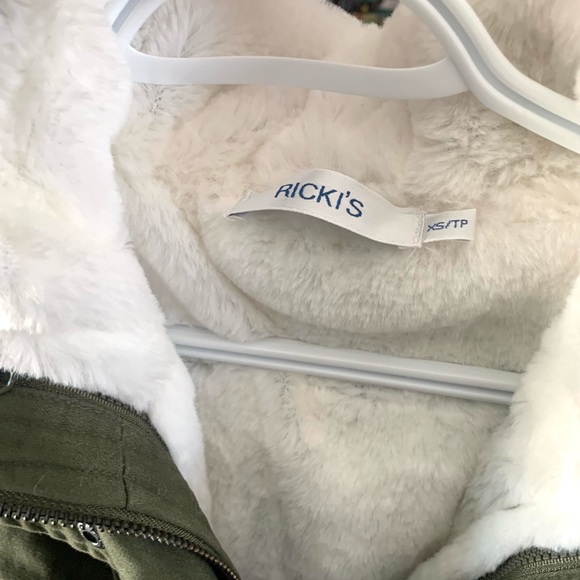 Ricki’s Army Green Parka XS - Picture 3 of 3